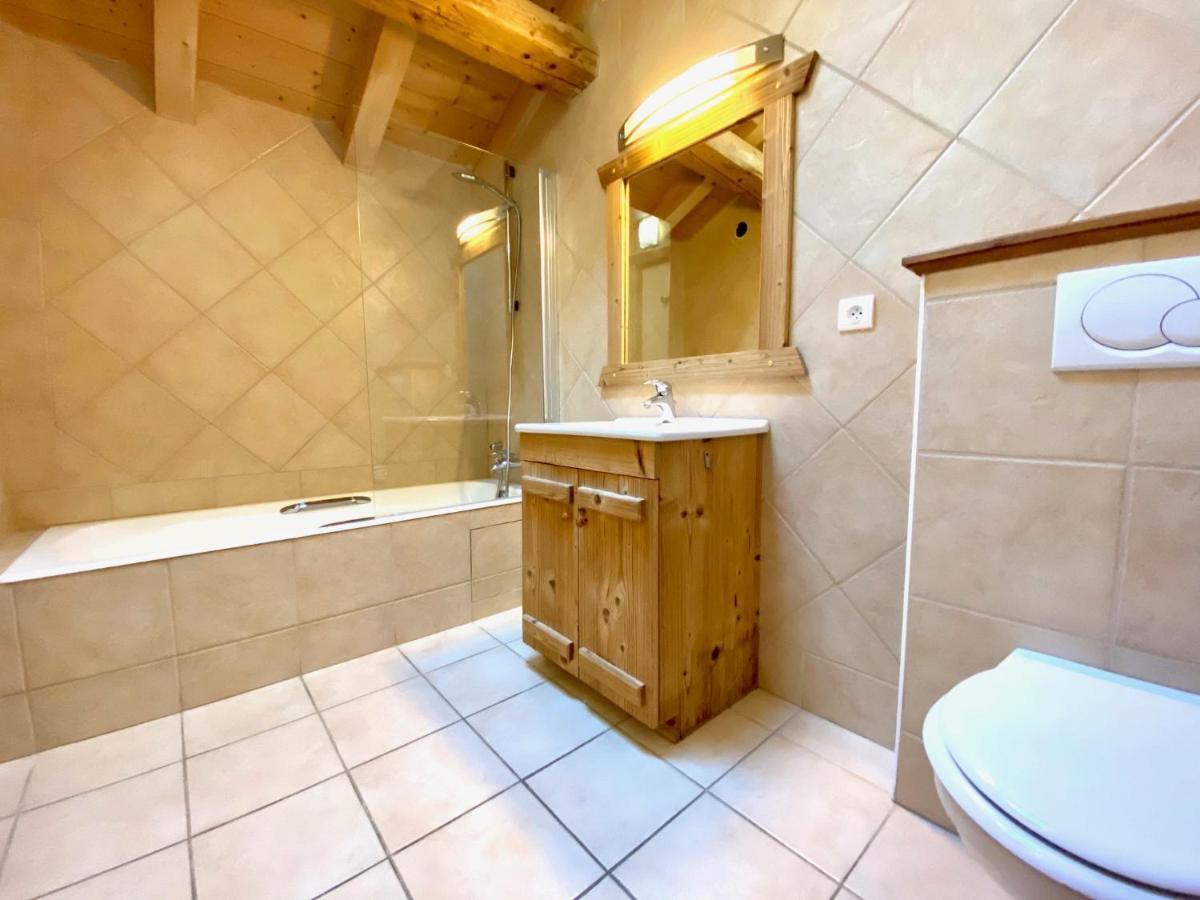 Chalet In Morzine Sleeping 12 With Sauna المظهر الخارجي الصورة